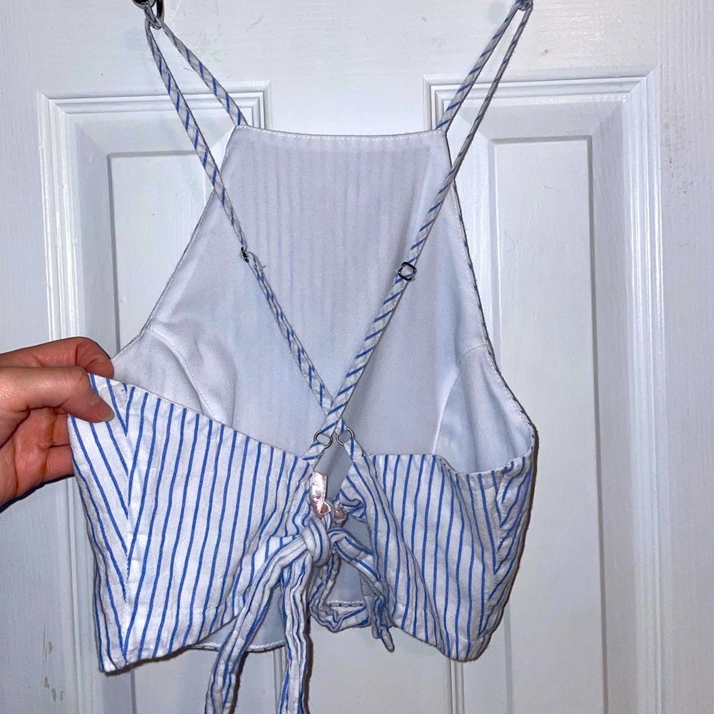 Top - Picture 2 of 2